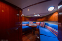 La Decadence-cabin-1