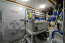 Hadenuff-engine_room-8