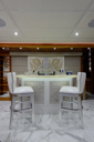 007-bar-1