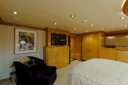 photos/Tenacity_master_stateroom_3.jpg