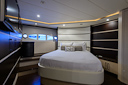 photos/Dolce_Vita-master_stateroom-1.jpg
