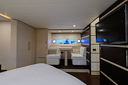 photos/Dolce_Vita-master_stateroom-3.jpg