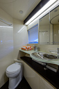 photos/Dolce_Vita-starboard_guest_head.jpg