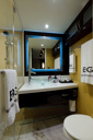 photos/BG_port_guest_head.jpg