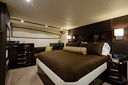 photos/Lovin_Life-master_stateroom-1.jpg