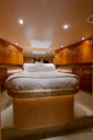 photos/Happy_Fish-forward_stateroom-2.jpg
