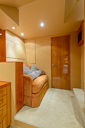 photos/Happy_Fish-master_stateroom-3.jpg