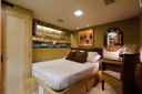 photos/Free_Spirit_port_guest_stateroom_1.jpg