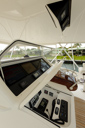 photos/Business_flybridge_4.jpg