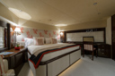 Blueprint-forward_stateroom-2